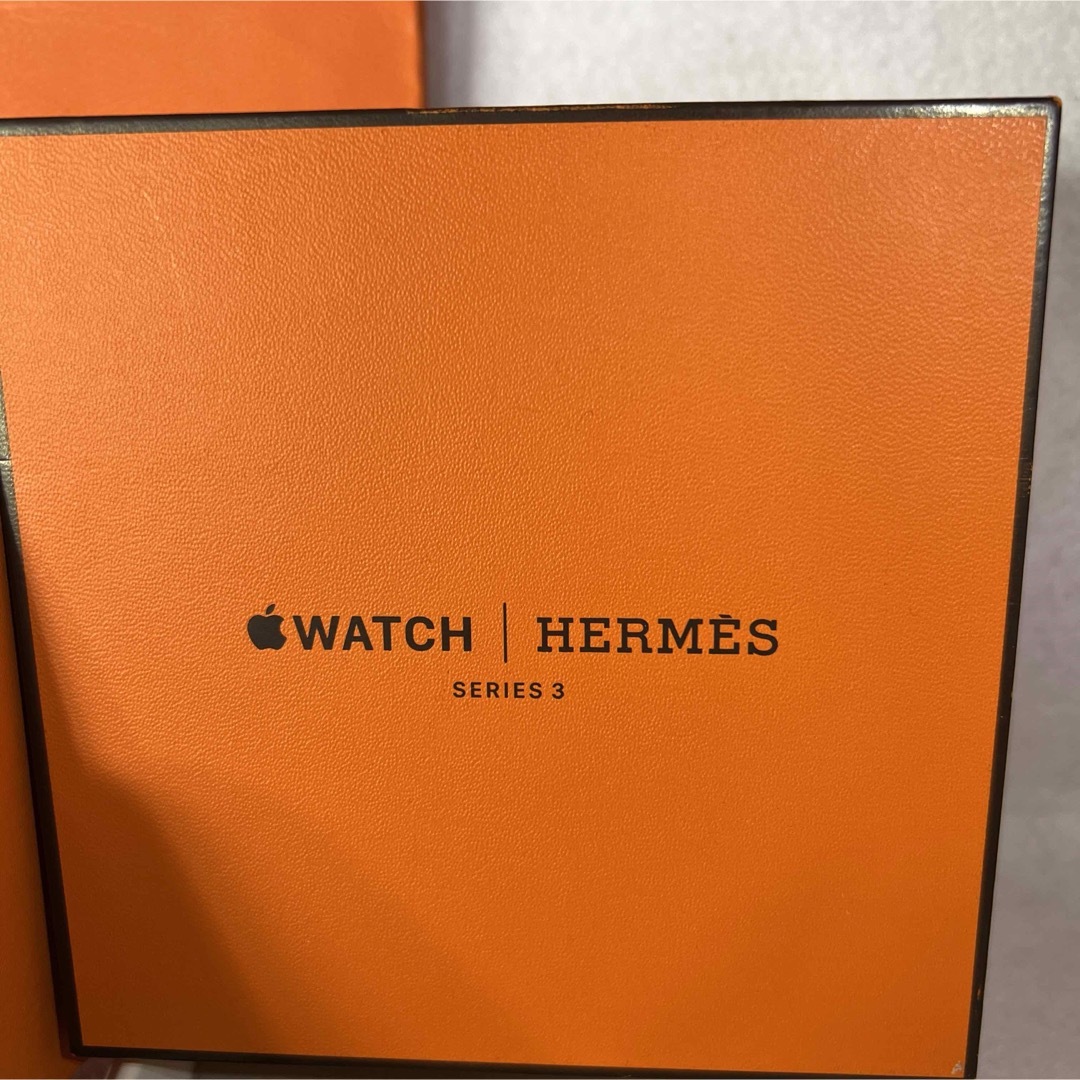 Hermes(エルメス)のHERMESエルメスApple Watchアップルウォッチリボン&空箱 レディースのファッション小物(腕時計)の商品写真