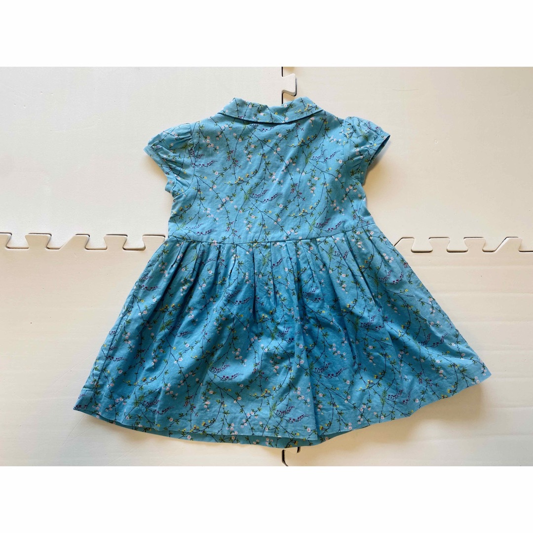 babyGAP(ベビーギャップ)のワンピース　お花柄　80サイズ キッズ/ベビー/マタニティのベビー服(~85cm)(ワンピース)の商品写真