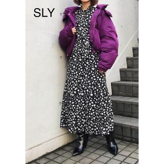 スライ(SLY)のSLY LEO FLORAL BOWTIE DRESS(ロングワンピース/マキシワンピース)