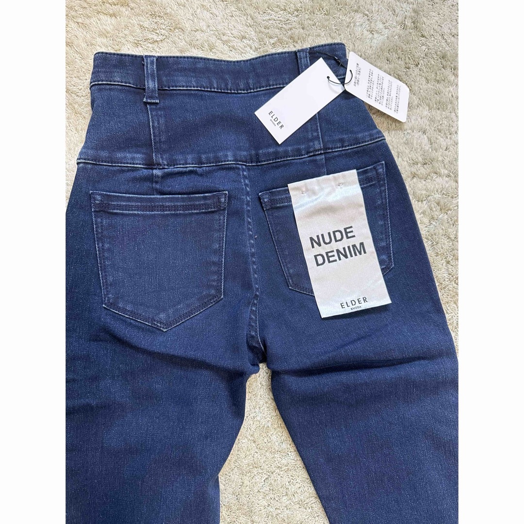 EMODA(エモダ)の新品未使用 EMODA エモダハイウエストパンツELDER NUDE DENIM レディースのパンツ(デニム/ジーンズ)の商品写真