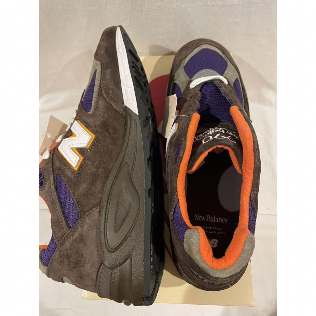 New Balance(ニューバランス)の新品new balance990V2アメリカ製ブラウン26.5 メンズの靴/シューズ(スニーカー)の商品写真