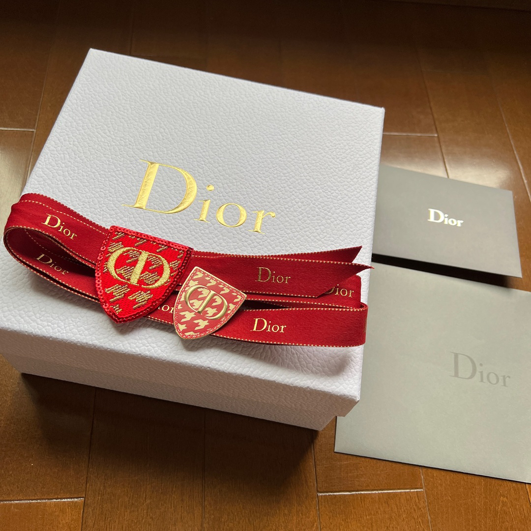 Dior(ディオール)の即〜翌日発送　ディオール　DIOR  ギフトボックス　箱　リボン　封筒セット レディースのバッグ(ショップ袋)の商品写真