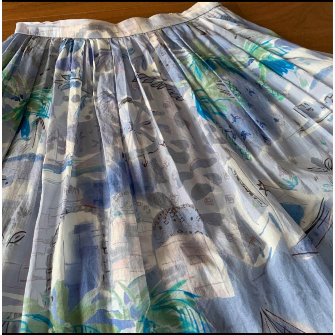 TO BE CHIC(トゥービーシック)のトゥービーシック　スカート レディースのスカート(ひざ丈スカート)の商品写真