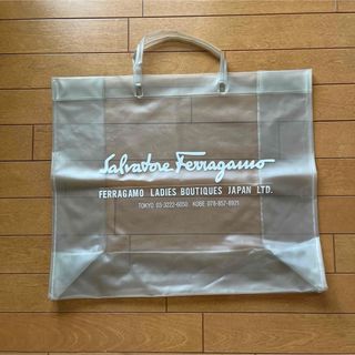 フェラガモ(Ferragamo)のフェラガモ　ショップ袋　ショッパー　ビッグサイズ　クリアー(トートバッグ)