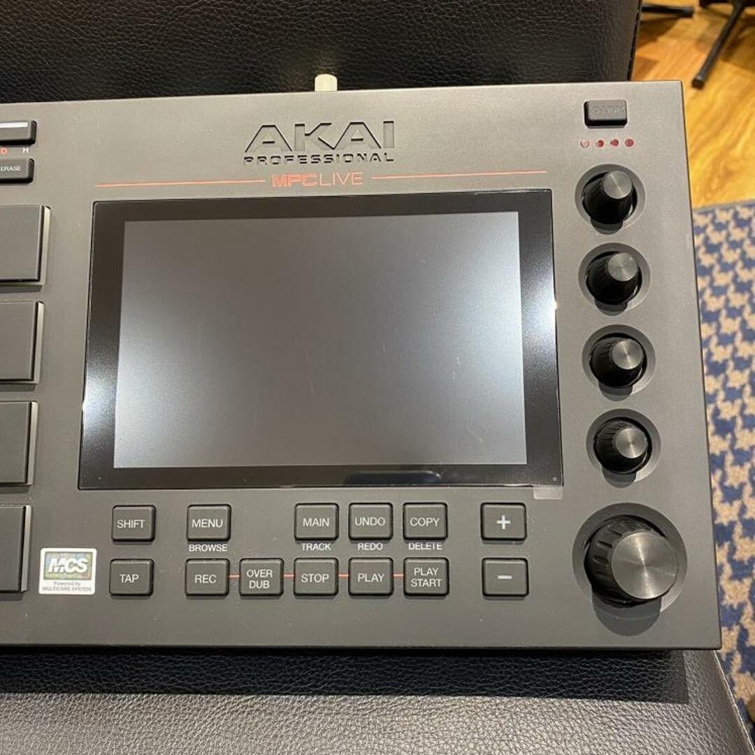 AKAI(アカイ）/MPC Live 【現物画像】 【中古】【USED】サンプラーパッドタイプ（MPC）【マークイズ福岡ももち店】 楽器のDTM/DAW(その他)の商品写真