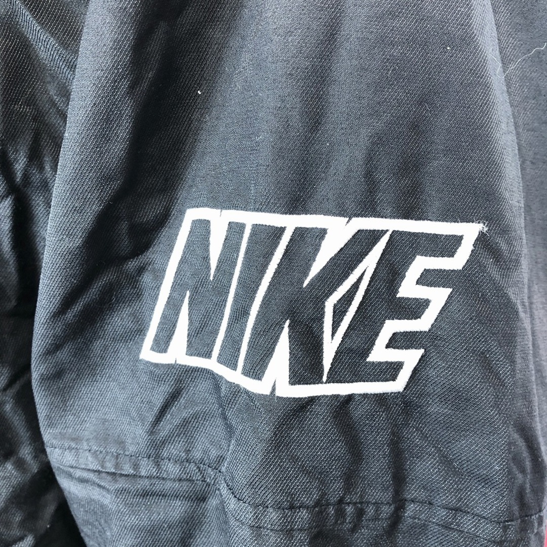NIKE(ナイキ)の90年代 NIKE ナイキ ナイロン ジャケット 大きいサイズ スウォッシュロゴ ラグラン ブラック (メンズ XXL) 中古 古着 P0141 メンズのジャケット/アウター(その他)の商品写真