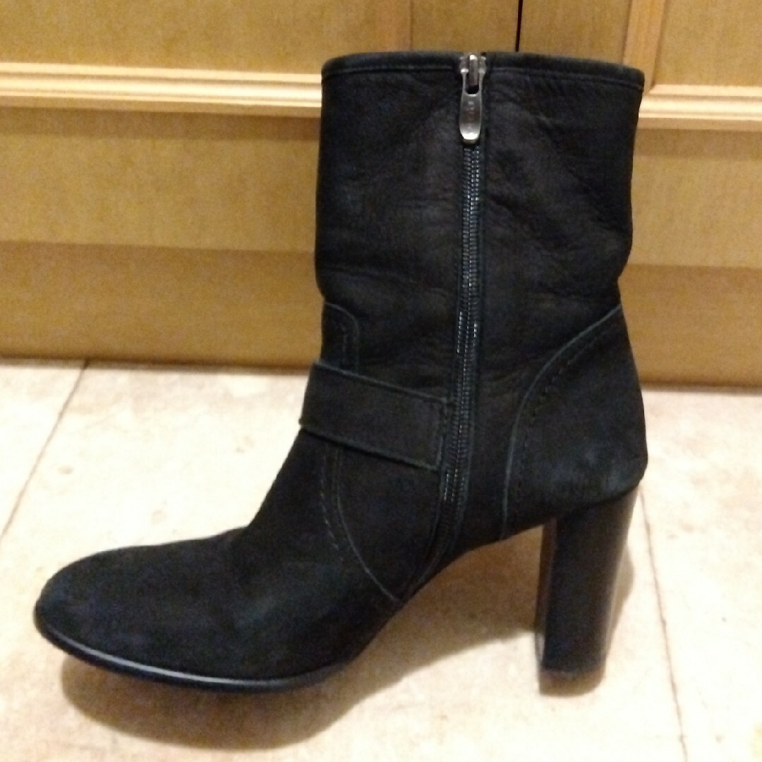 DIANA(ダイアナ)のダイアナ ショートブーツ 黒 24cm レディースの靴/シューズ(ブーツ)の商品写真