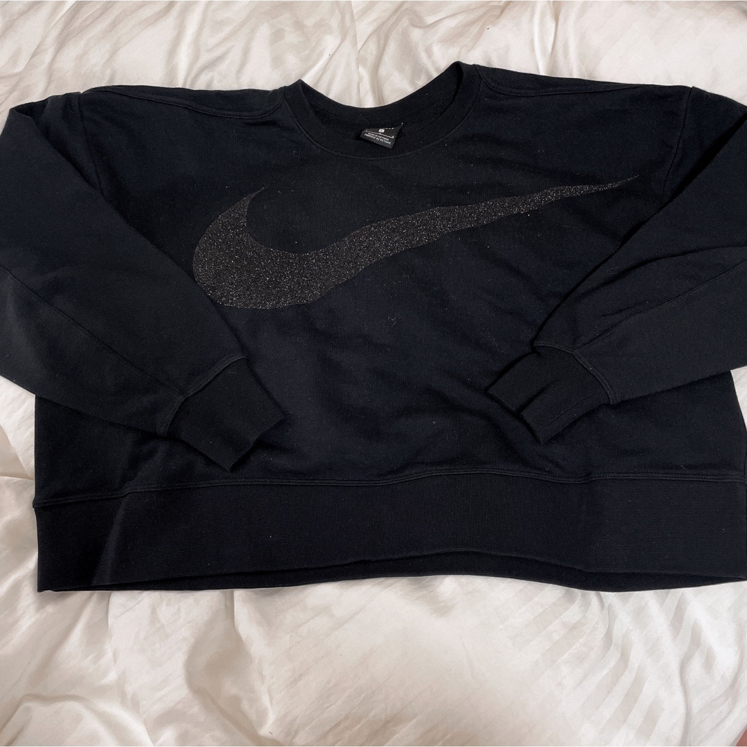 NIKE(ナイキ)のNIKE ラメトレーナー⭐︎ レディースのトップス(トレーナー/スウェット)の商品写真