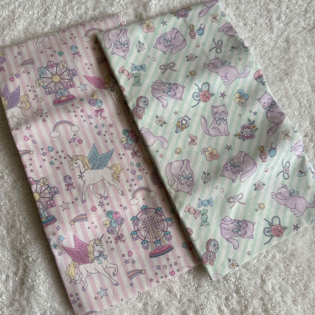 カットクロス　　2色セット　ユニコーンと猫　ピンクとミントグリーン ハンドメイドの素材/材料(生地/糸)の商品写真