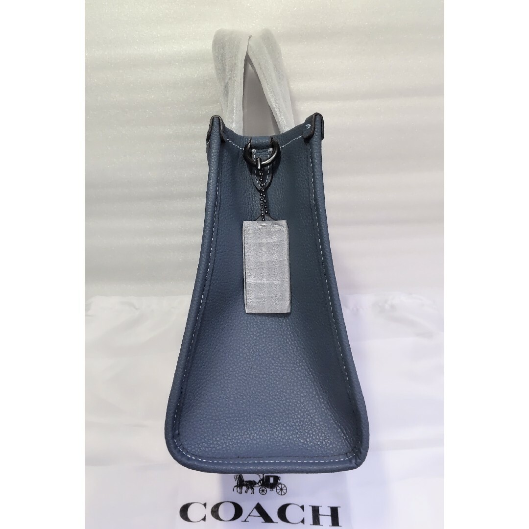 カラーダークグリーンCOACH　ショルダー付きトート