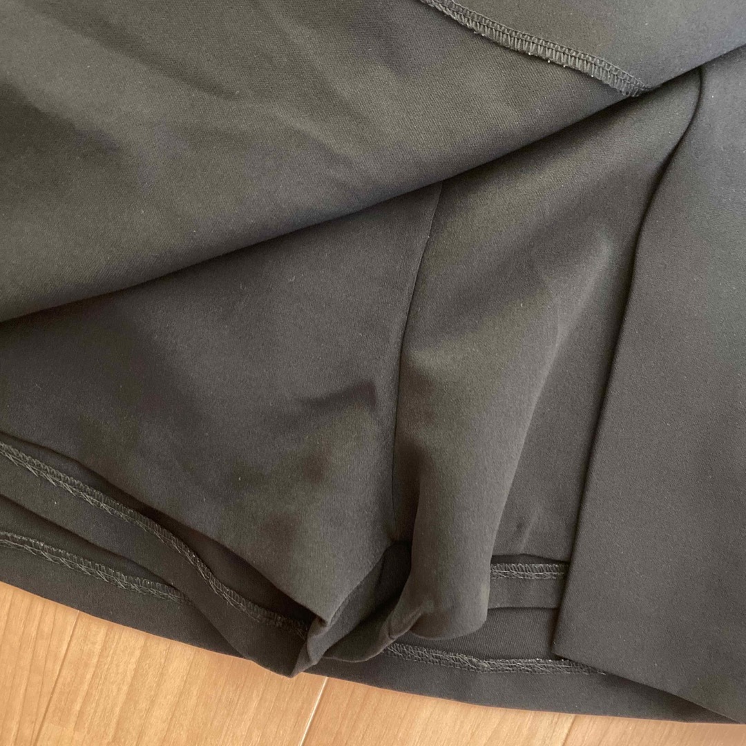 スリットミニスカート　インパン付き　韓国風　bongbly レディースのスカート(ミニスカート)の商品写真