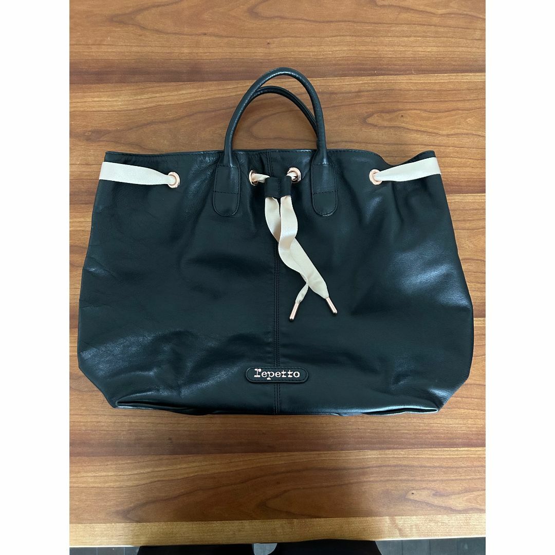 repetto(レペット)のrepetto  レペット　レザー　　バッグ レディースのバッグ(トートバッグ)の商品写真