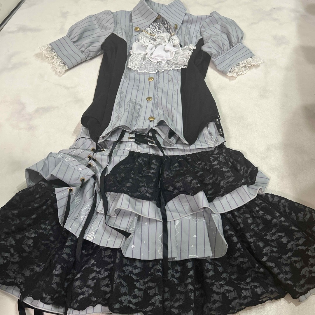 レディース美品　h.naoto FRILL スーツ　セットアップ　ブラウス　スカート　B2