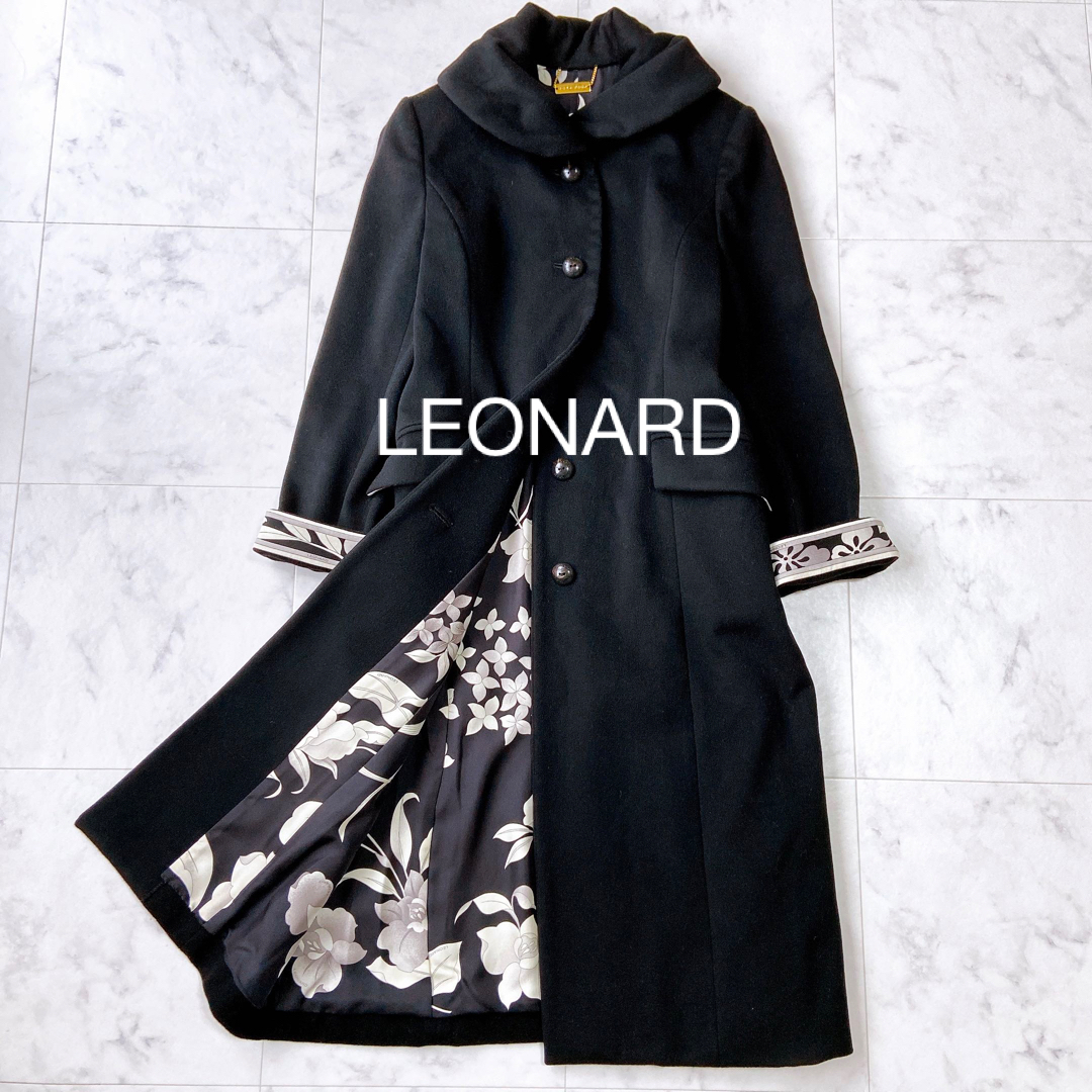 LEONARD(レオナール)の美品＊LEONARD ロングコート 大きいサイズ 花柄 カシミヤ100% 黒 レディースのジャケット/アウター(ロングコート)の商品写真