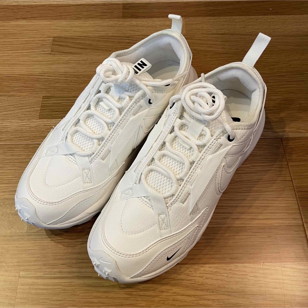 ほぼ新品☆NIKE TC7900☆24.5センチ ほぼ新品☆NIKE TC7900☆24.5センチ