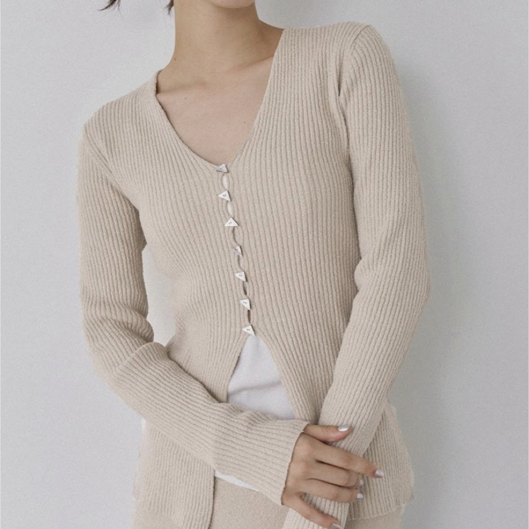 ALEXIA STAM(アリシアスタン)のV Neck Knit Cardigan  Vネックニットカーディガン レディースのトップス(ニット/セーター)の商品写真