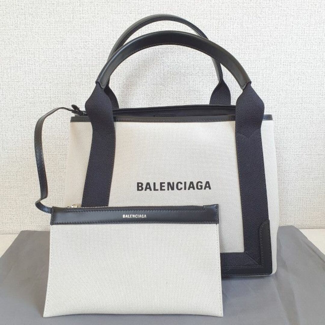 Balenciaga(バレンシアガ)の【新品・未使用】BALENCIAGA NAVY CABAS ハンドバッグ S レディースのバッグ(ハンドバッグ)の商品写真