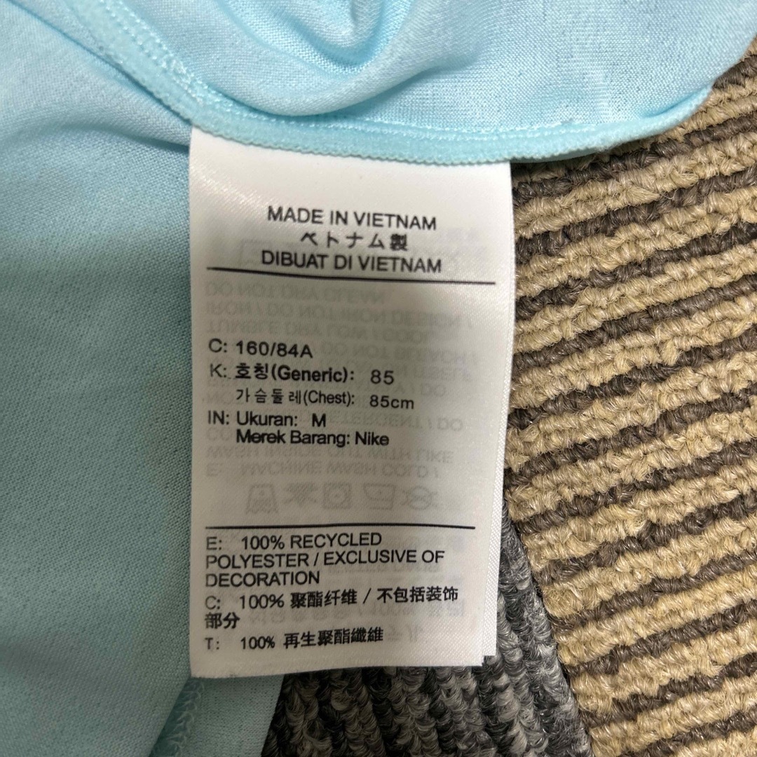 NIKE(ナイキ)のNIKE レディースTシャツ レディースのトップス(Tシャツ(半袖/袖なし))の商品写真