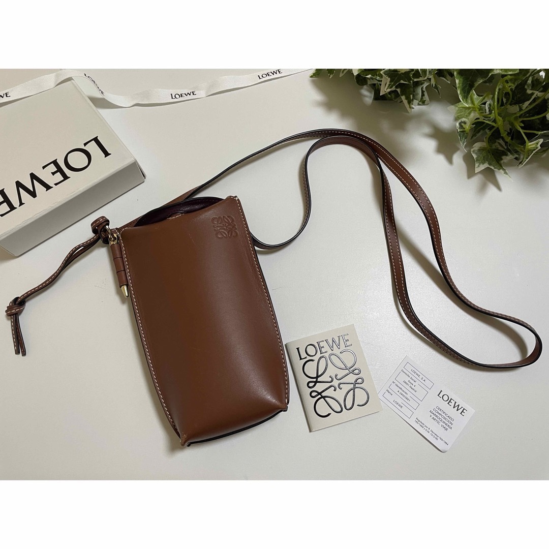 LOEWE - ロエベ LOEWE ゲートポケット ミニ ショルダーバッグ 茶色