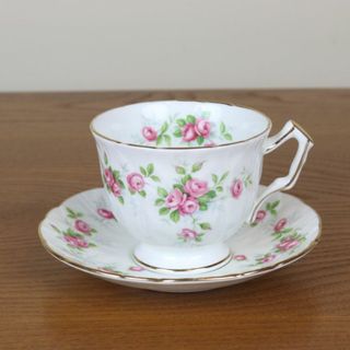 エインズレイ(Aynsley China)のエインズレイ　GROTTO ROSE　デュオ　カップ＆ソーサー　薔薇　英国(食器)