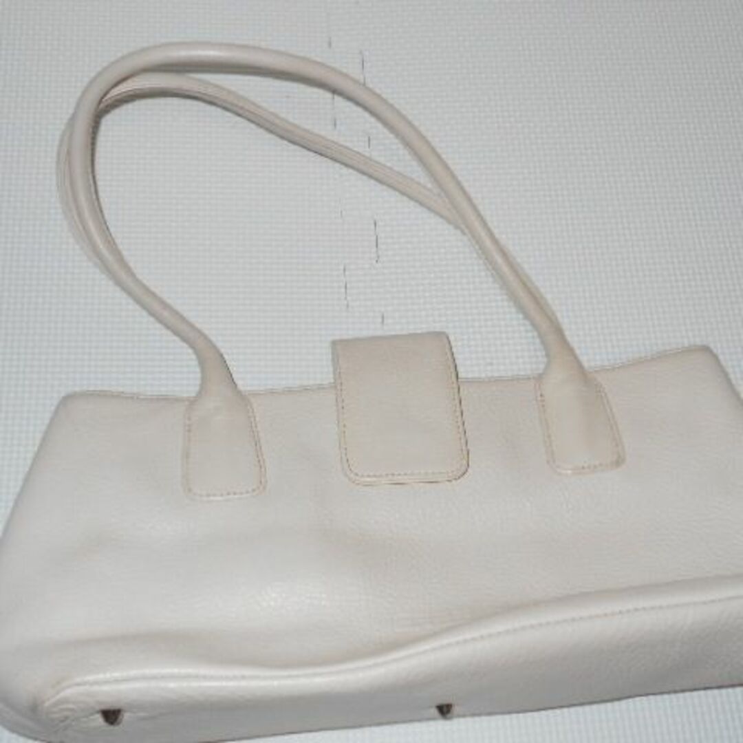 BREE(ブリー)のBREE ハンドバッグ バッグ本体 縦18×横39cm マチ11cm レディースのバッグ(ハンドバッグ)の商品写真