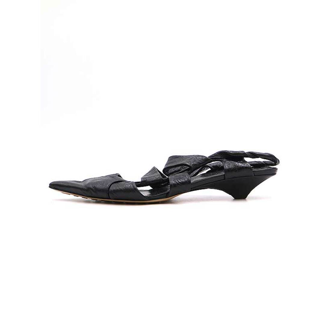 Bottega Veneta(ボッテガヴェネタ)のBOTTEGA VENETA ボッテガヴェネタ レザーストラップフラットパンプス ブラック 38 レディースの靴/シューズ(ハイヒール/パンプス)の商品写真