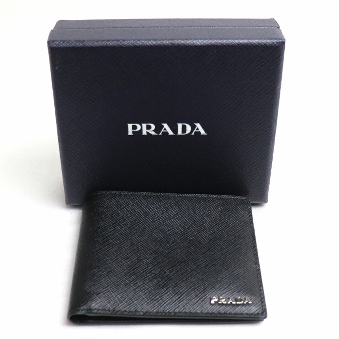 美品 PRADA 二つ折り財布 ブラック