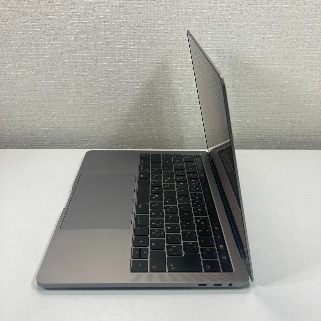 Apple MacBook Pro Core i7 ノートパソコン （O88）