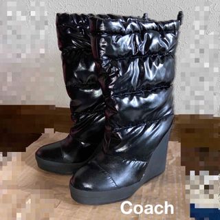 COACH未使用ブーツ　黒パテントキルティング　ウェッジヒール(ブーツ)