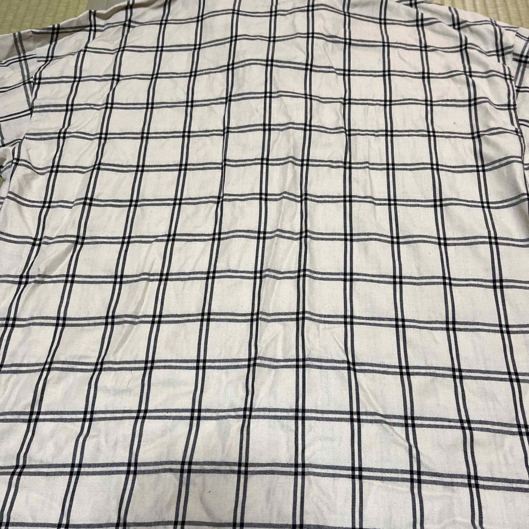 kutir チェック　ベージュ　Tシャツ　春服 レディースのトップス(シャツ/ブラウス(長袖/七分))の商品写真