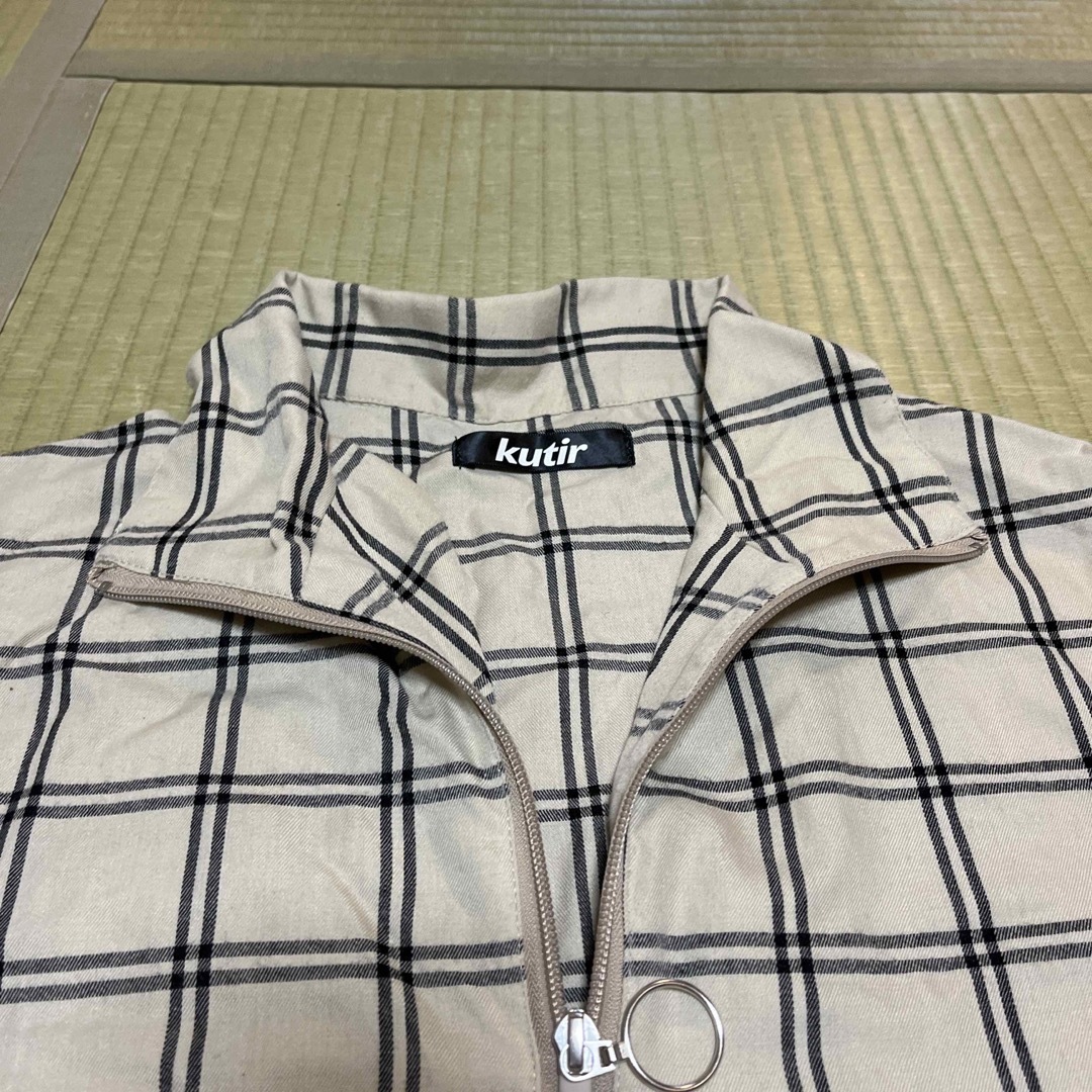 kutir チェック　ベージュ　Tシャツ　春服 レディースのトップス(シャツ/ブラウス(長袖/七分))の商品写真