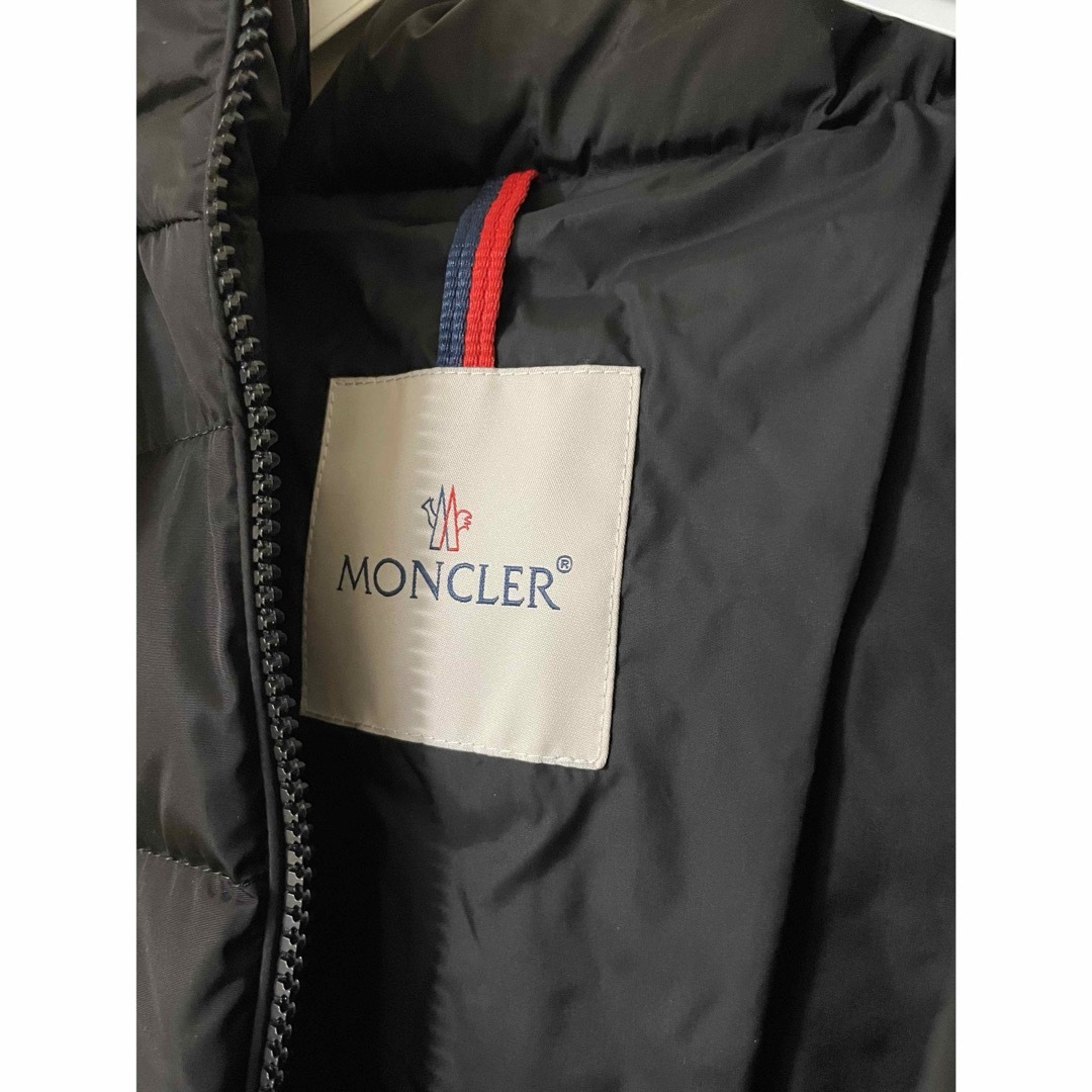 MONCLER(モンクレール)の【新品】2024AW新作！モンクレールCHARPALシャーパル黒　14A レディースのジャケット/アウター(ダウンコート)の商品写真