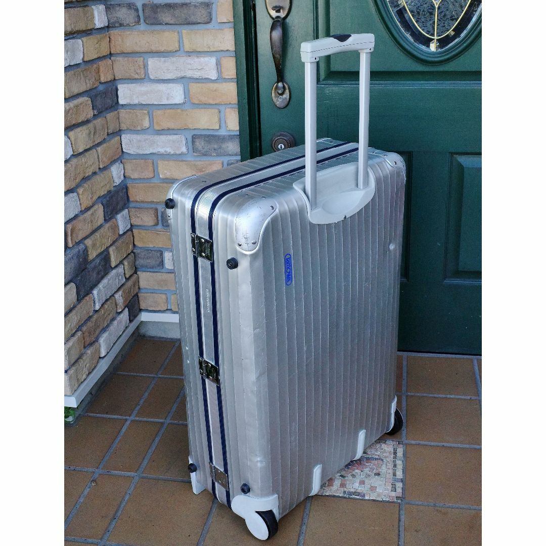 RIMOWA(リモワ)のリモワ 廃盤 926.70 トパーズ『シルバーインテグラル』2輪トロリー 82L インテリア/住まい/日用品の日用品/生活雑貨/旅行(旅行用品)の商品写真