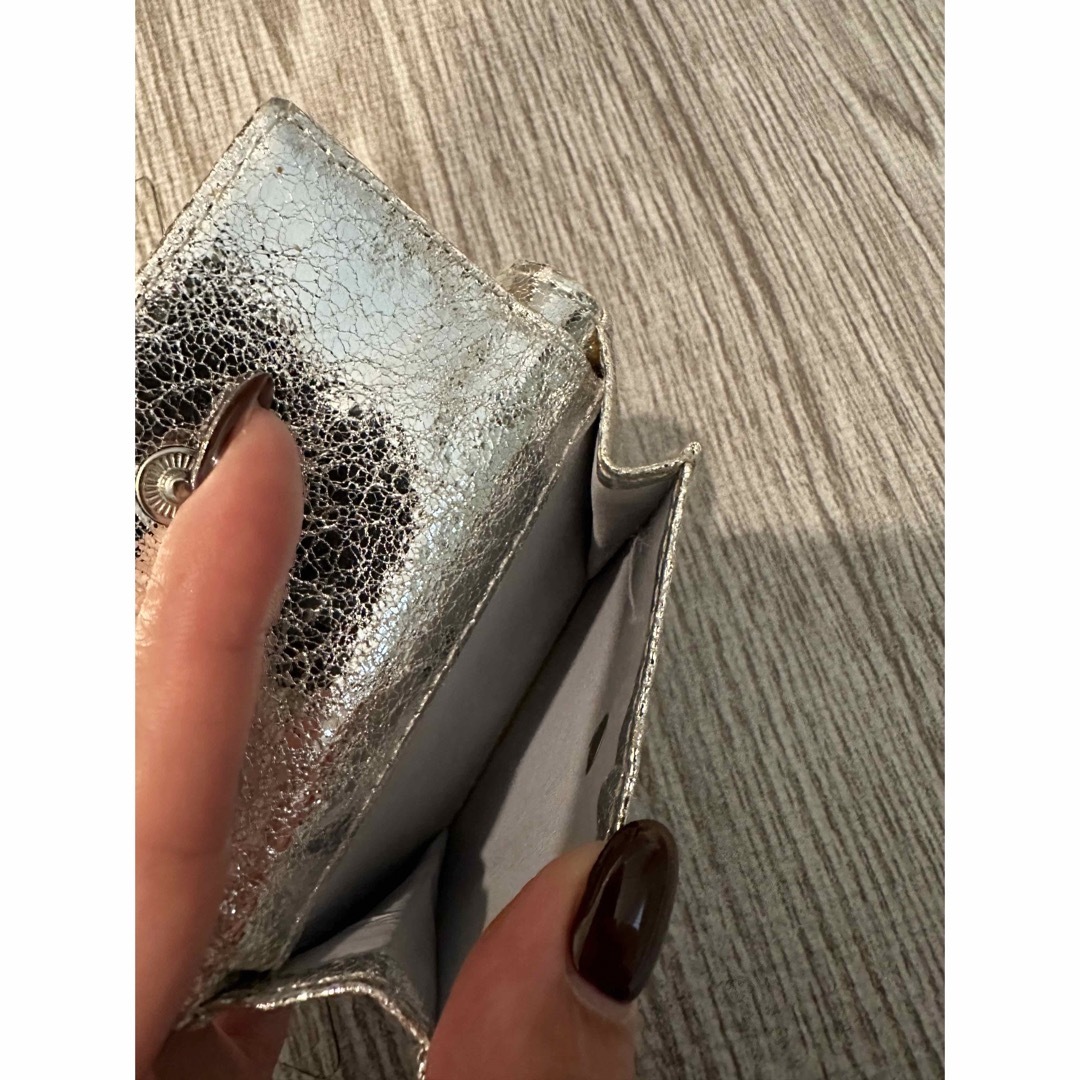 ミニ財布／三つ折り財布／シルバー レディースのファッション小物(財布)の商品写真