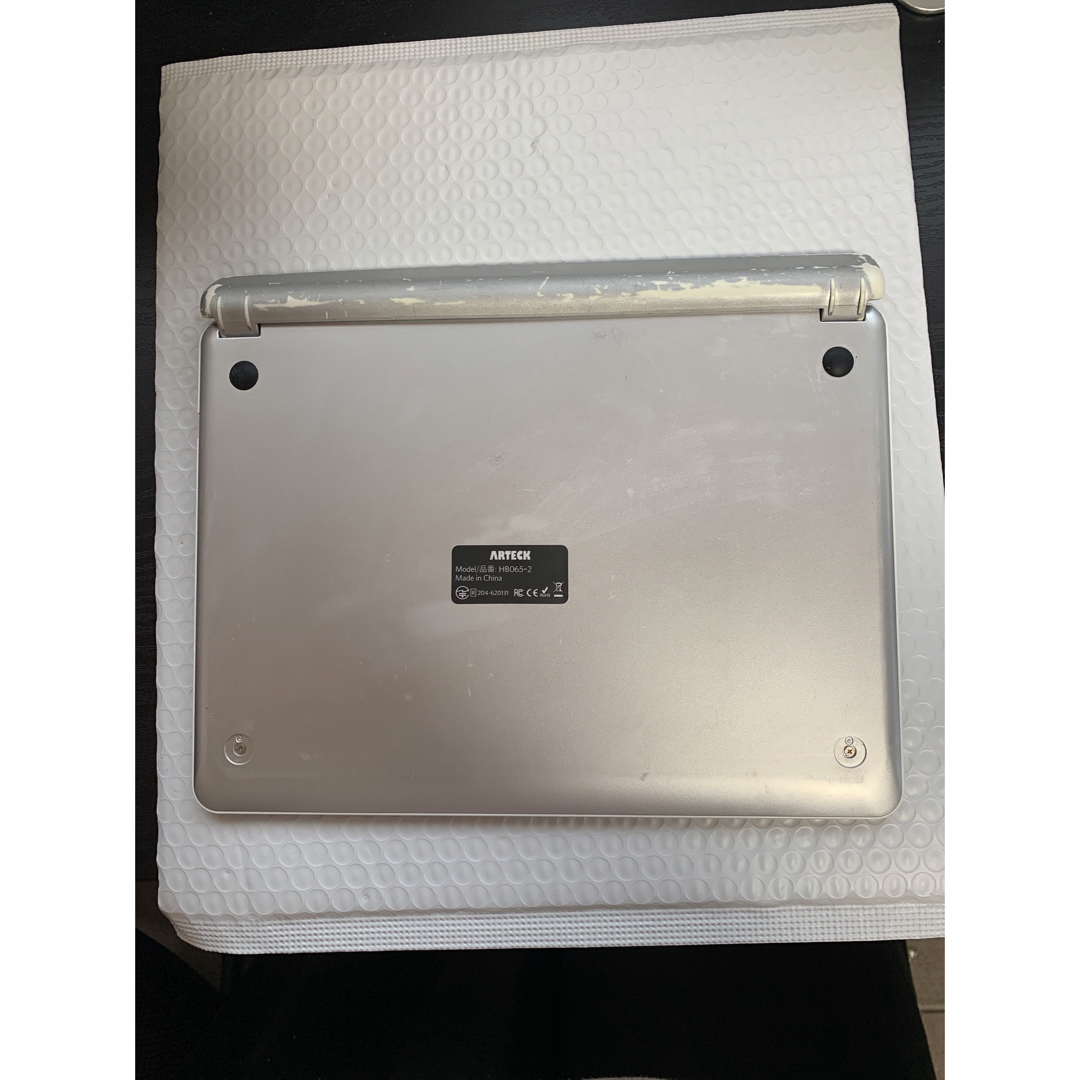 Apple(アップル)のAppleiPad mini iPad キーボード　ジャンク品２個セット  スマホ/家電/カメラのPC/タブレット(タブレット)の商品写真