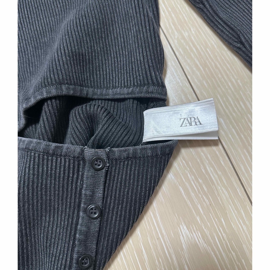 ZARA(ザラ)のZARAニット新品‼️未使用‼️ レディースのトップス(カットソー(長袖/七分))の商品写真