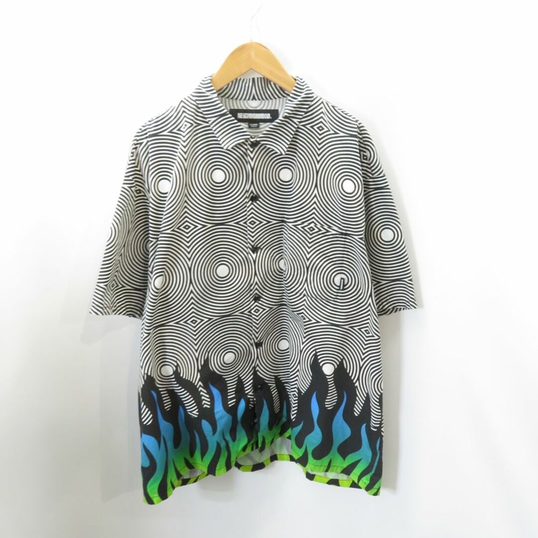 NEIGHBORHOOD(ネイバーフッド)のNEIGHBORHOOD x DSC FLAME PATTERN SHIRT 231TSDN-SHM01  メンズのトップス(シャツ)の商品写真