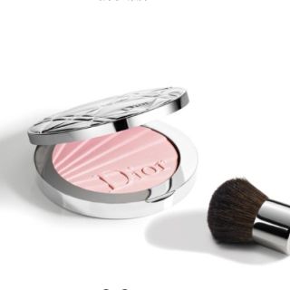 ディオール(Dior)のDior最新作2017スプリング限定！即完売商品！(フェイスパウダー)