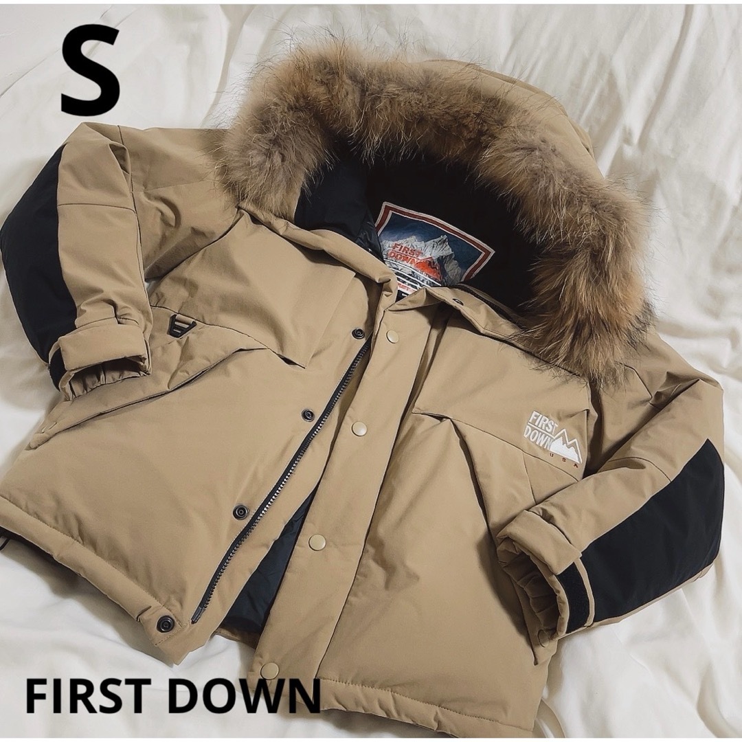 FIRST DOWN - FIRST DOWN Sサイズ ベージュの通販 by ...