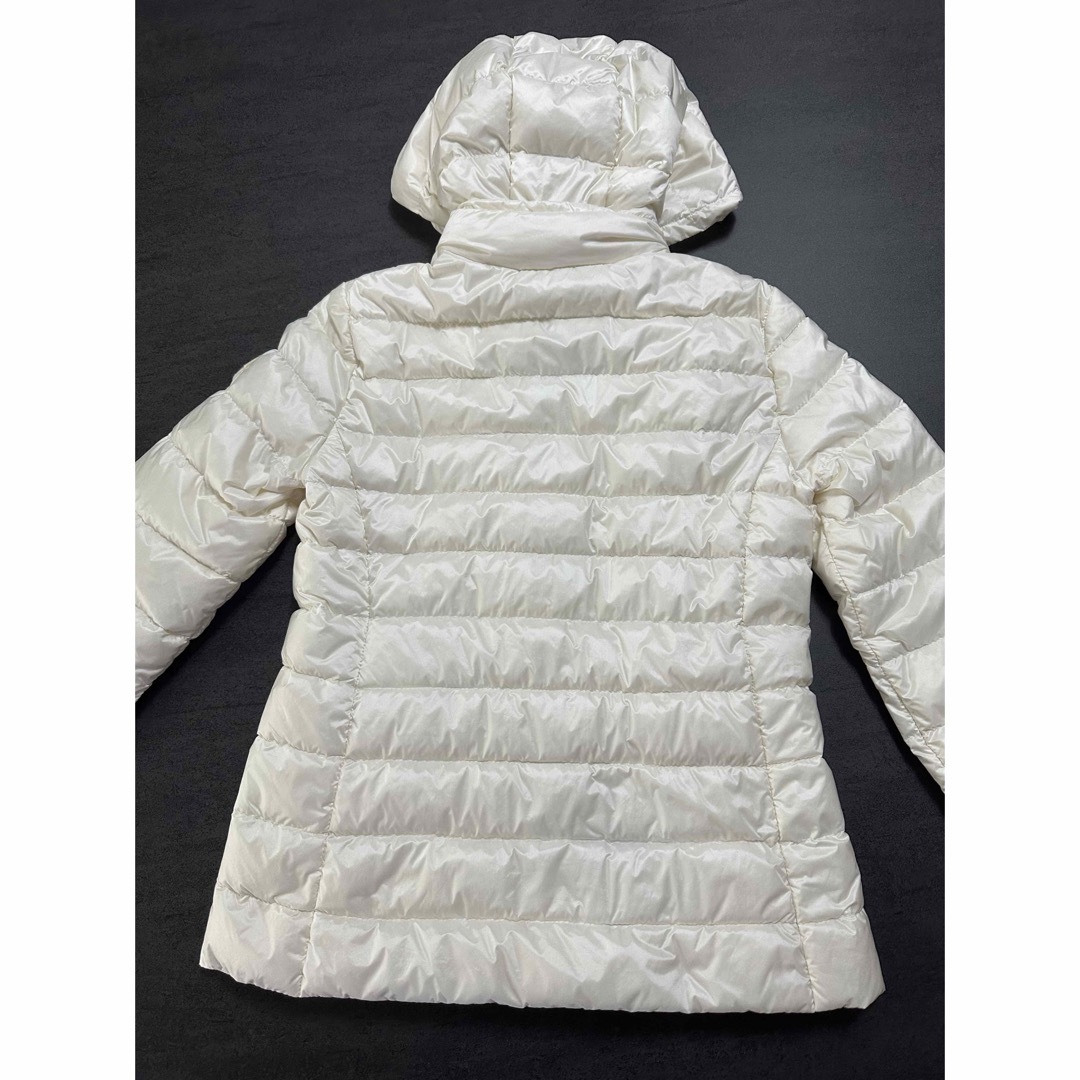 MONCLER(モンクレール)のモンクレール　キッズライトダウン10 キッズ/ベビー/マタニティのキッズ服男の子用(90cm~)(ジャケット/上着)の商品写真