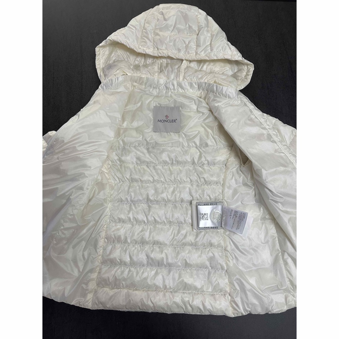 MONCLER(モンクレール)のモンクレール　キッズライトダウン10 キッズ/ベビー/マタニティのキッズ服男の子用(90cm~)(ジャケット/上着)の商品写真