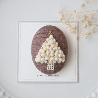 No.192　ふわもこなクリスマスツリー　刺繍ブローチ(コサージュ/ブローチ)