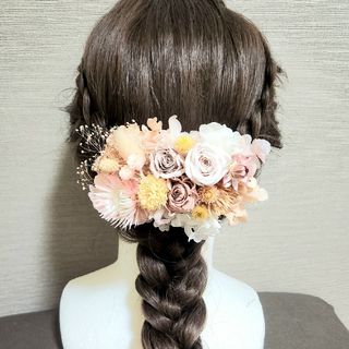 プリザーブドフラワーとドライフラワーのハンドメイドヘアアクセサリー(NO.1)(ヘアアクセサリー)