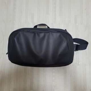 エアー(AER)のAer Tech Sling 2 BLACK　エアー テックスリング(バッグパック/リュック)