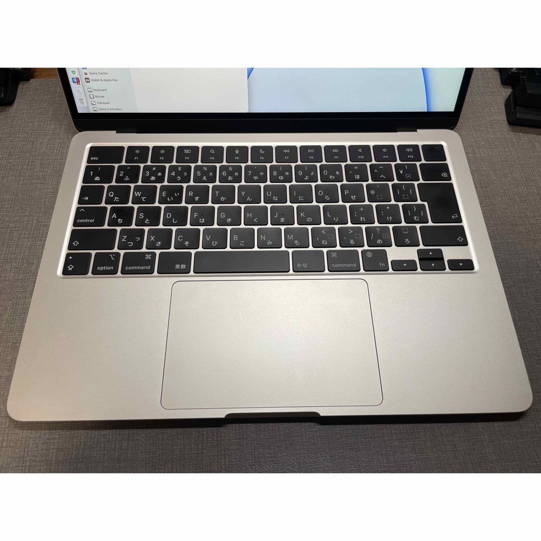 【美品】M2 MacbookAir スターライト　8GB/256GB