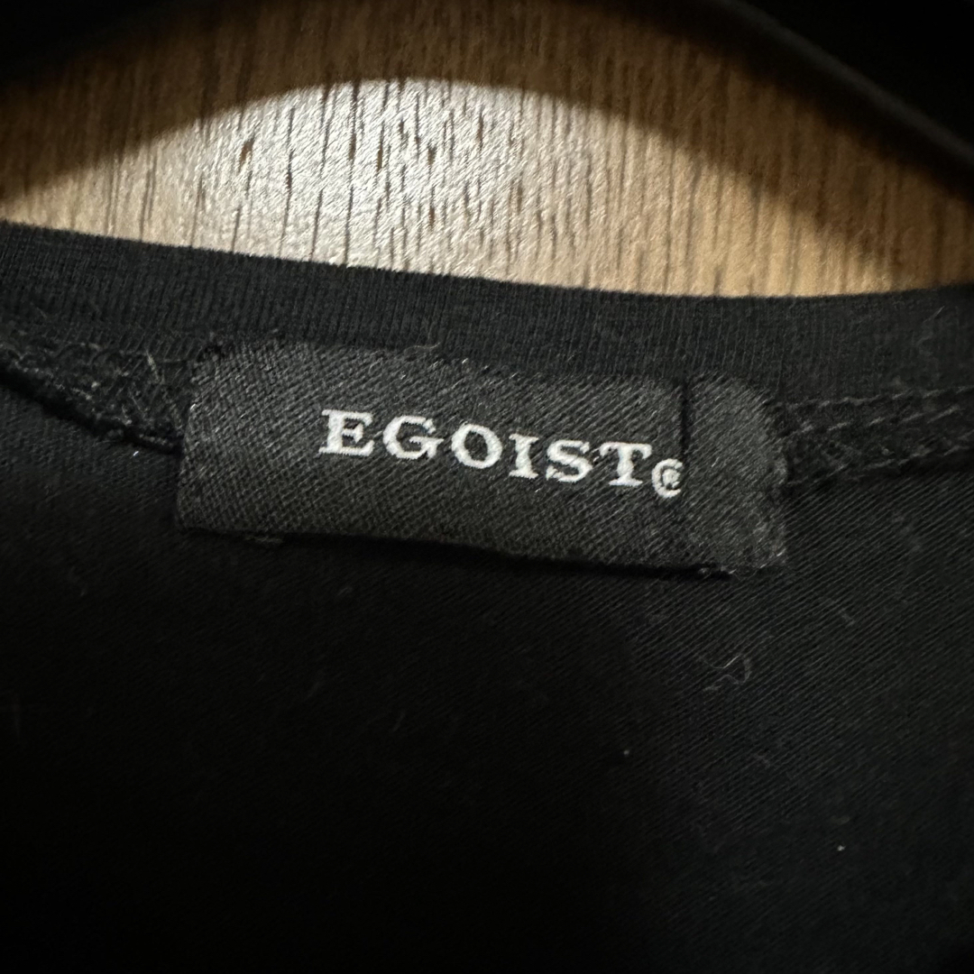 EGOIST(エゴイスト)のエゴイスト　クロップ丈Tシャツ レディースのトップス(Tシャツ(半袖/袖なし))の商品写真