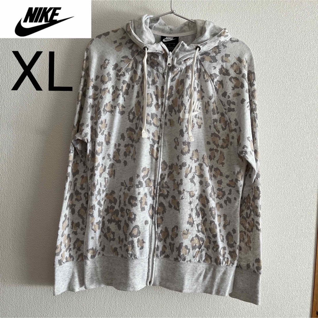 NIKE(ナイキ)のNIKE ナイキ　レディース　パーカー　ヒョウ柄　XL 　used 送料込み レディースのトップス(パーカー)の商品写真