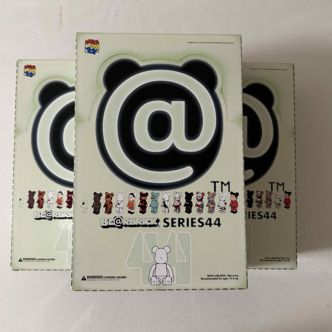 BE@RBRICK Series 44 ベアブリック 3BOXフィギュア