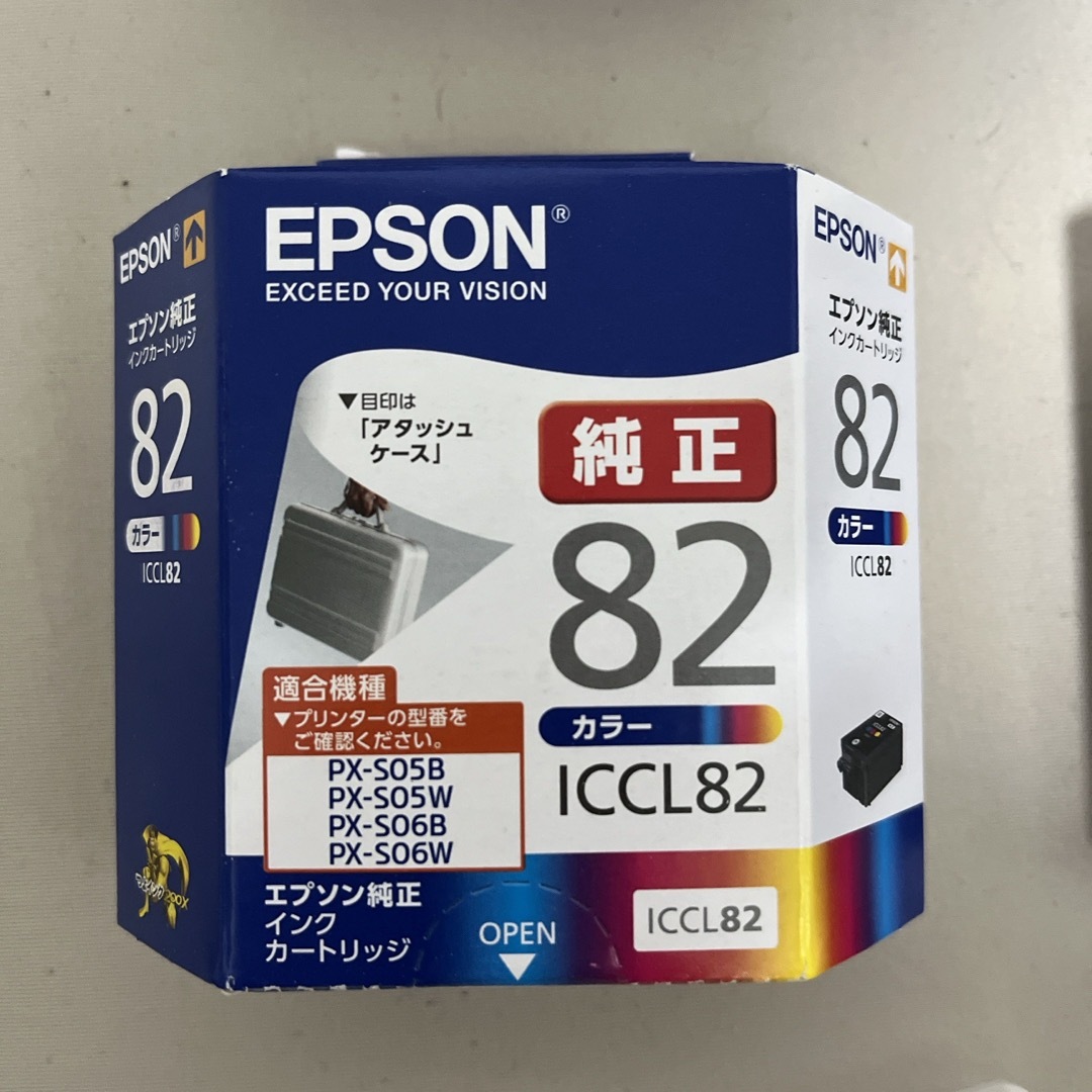 EPSON(エプソン)のEPSON純正カラー　82 新品未使用 スマホ/家電/カメラのPC/タブレット(PC周辺機器)の商品写真