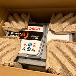 ボッシュ(BOSCH)のBOSCH バッテリー ドイツ製 新品 BLA-60-L2 AGM S5 A05(汎用パーツ)